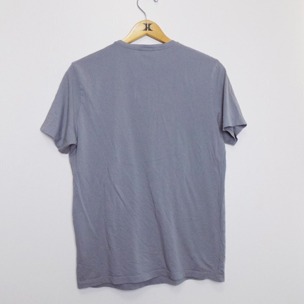 graphic tee - Picture 2 of 3
